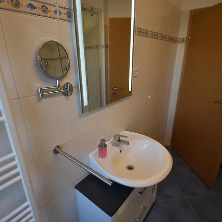 Appartement Bliss Place - 1r Premium - Kingsize Bett, Smart Tv, Kueche, Balkon, Waschkeller Magdebourg