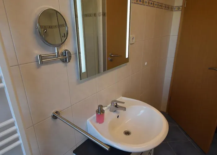 Apartman Bliss Place - 1r Premium - Kingsize Bett, Smart Tv, Kueche, Balkon, Waschkeller Magdeburg